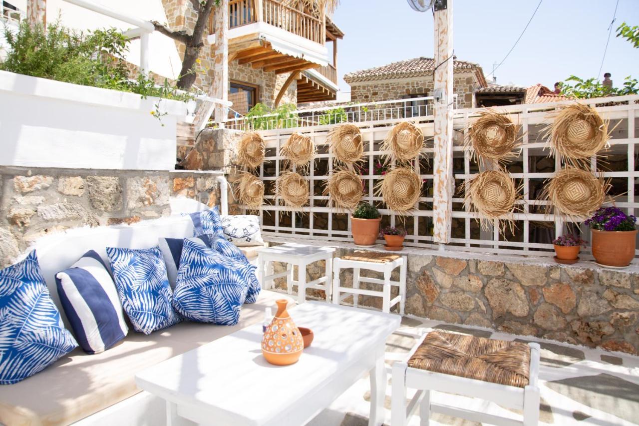 The Ocean Beach House 아기아 파라스케비 외부 사진